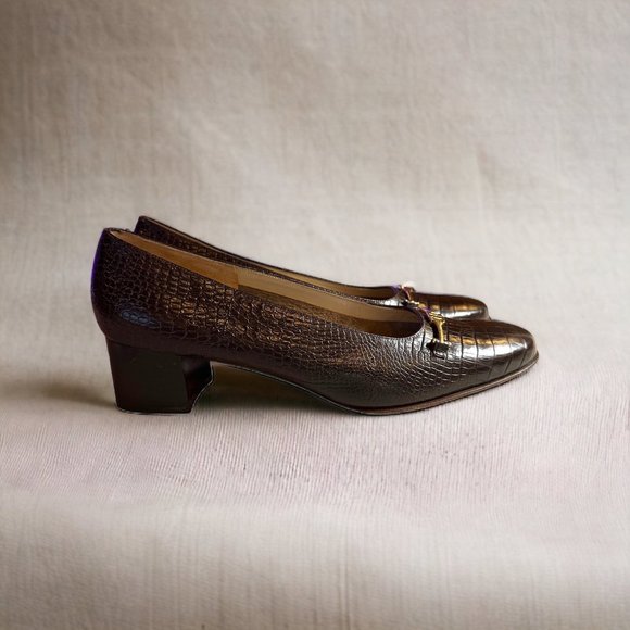 Salvador Ferragamo Brown Crocodile Print Horsebit Slip On Heels 9B - Picture 3 of 15